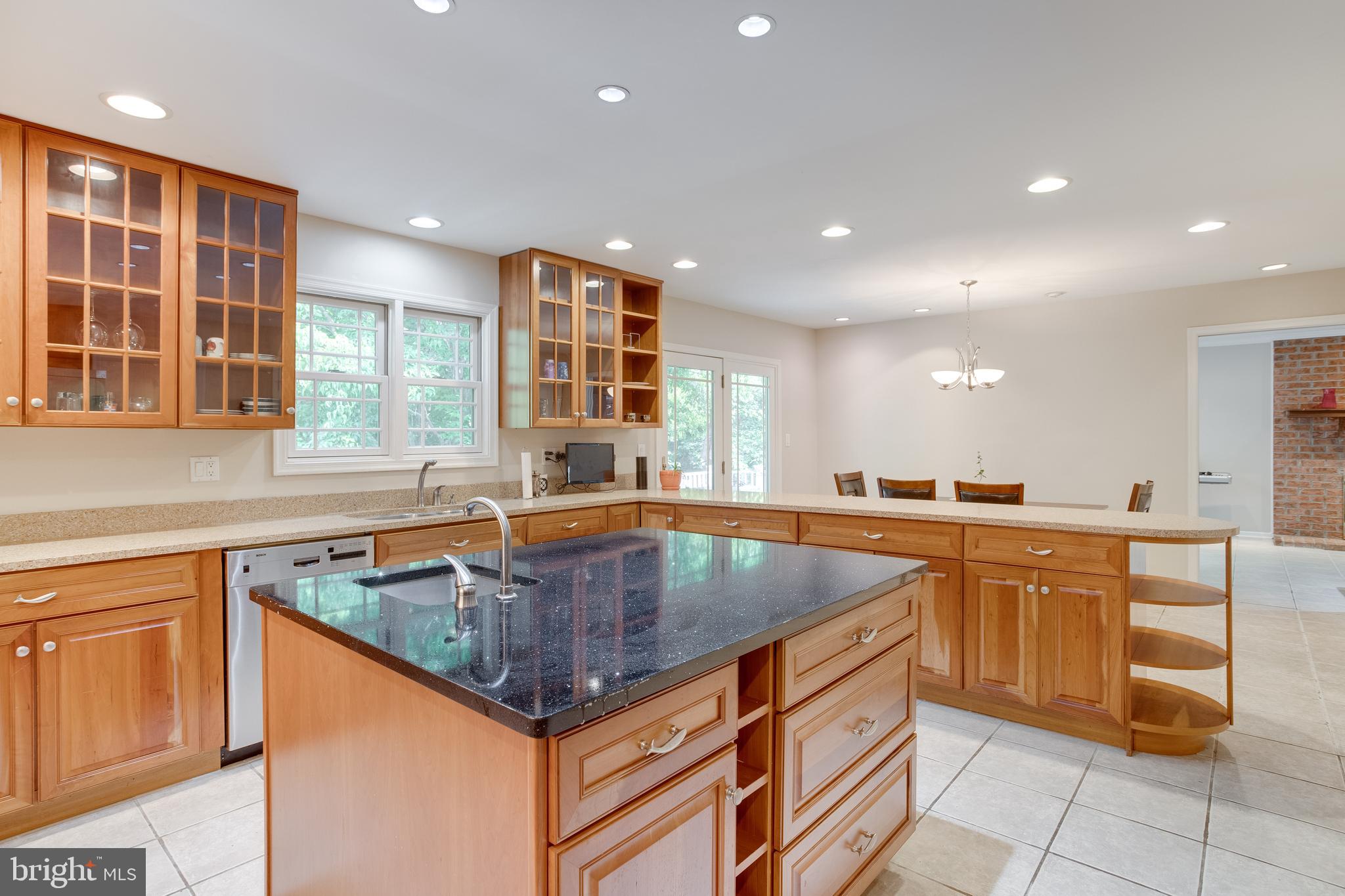 7166 Rivers Edge Road Columbia, MD 21044 - Photo 12 of 64 Gallery Image 12