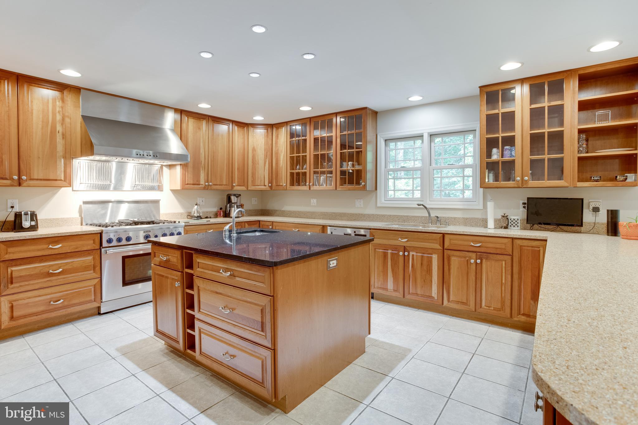 7166 Rivers Edge Road Columbia, MD 21044 - Photo 15 of 64 Gallery Image 15