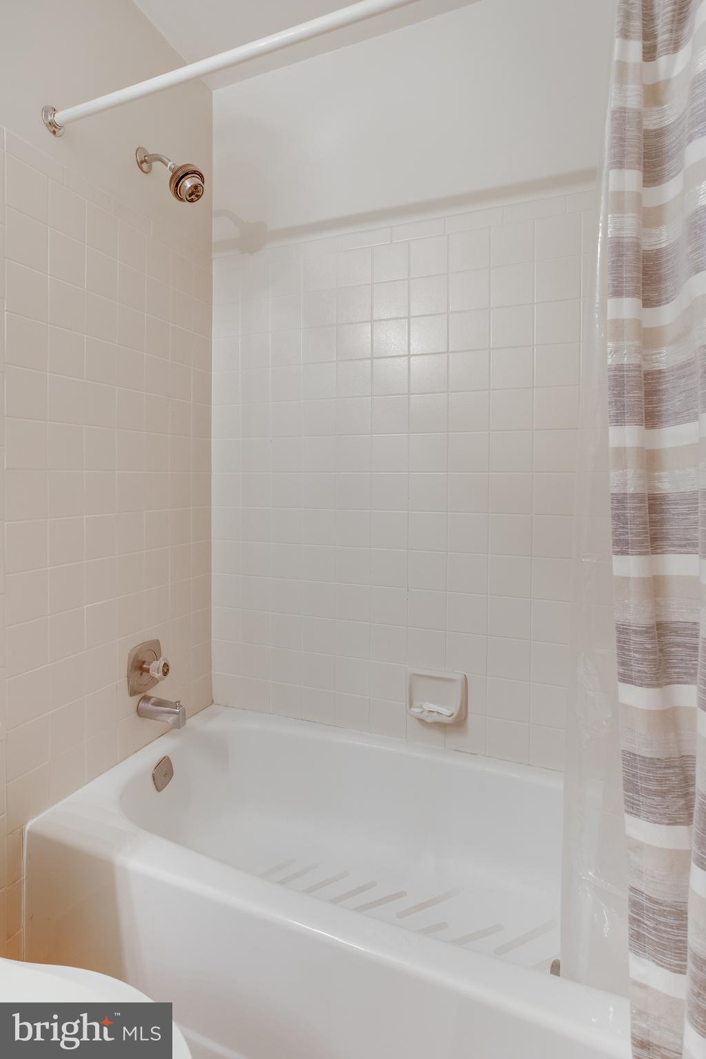 7166 Rivers Edge Road Columbia, MD 21044 - Photo 31 of 64 Gallery Image 31
