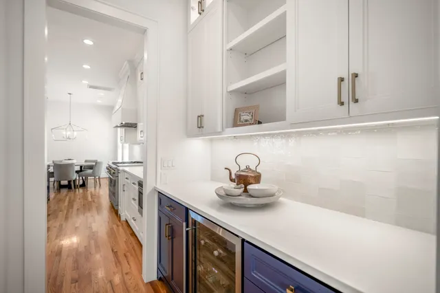 $1,795,000 | 319 East 26th Street, Houston, TX 77008