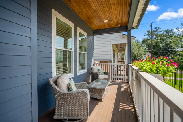 $1,795,000 | 319 East 26th Street, Houston, TX 77008