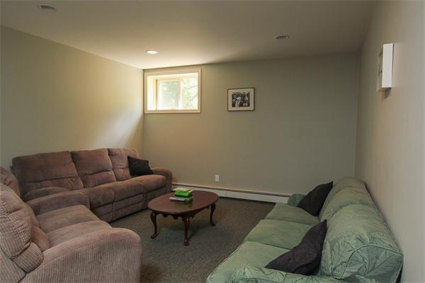 17 Old Rubbly Road Beverly, MA 01915 - Photo 15 of 17 a living room with furniture and a window