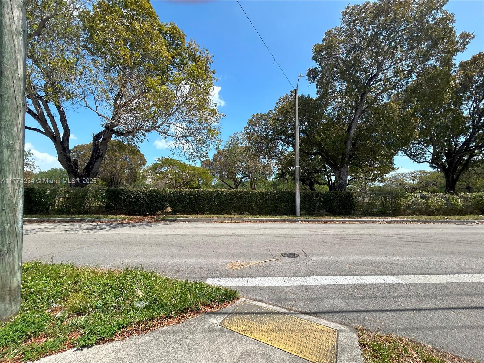 3401 Southwest 14th Street Miami, FL 33145 - Photo 7 of 20 Gallery Image 7