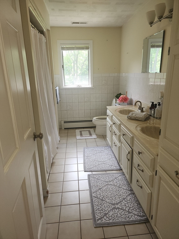 20 Lancaster Road Methuen, MA 01844 - Photo 7 of 26 Gallery Image 7