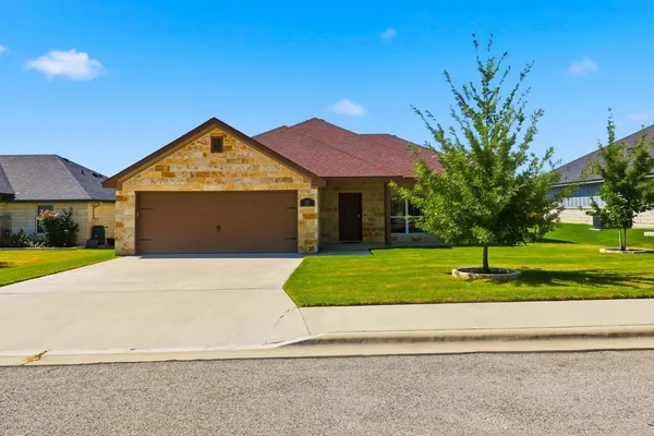 $276,000 | 117 Elmer Avenue, Burnet, TX 78611
