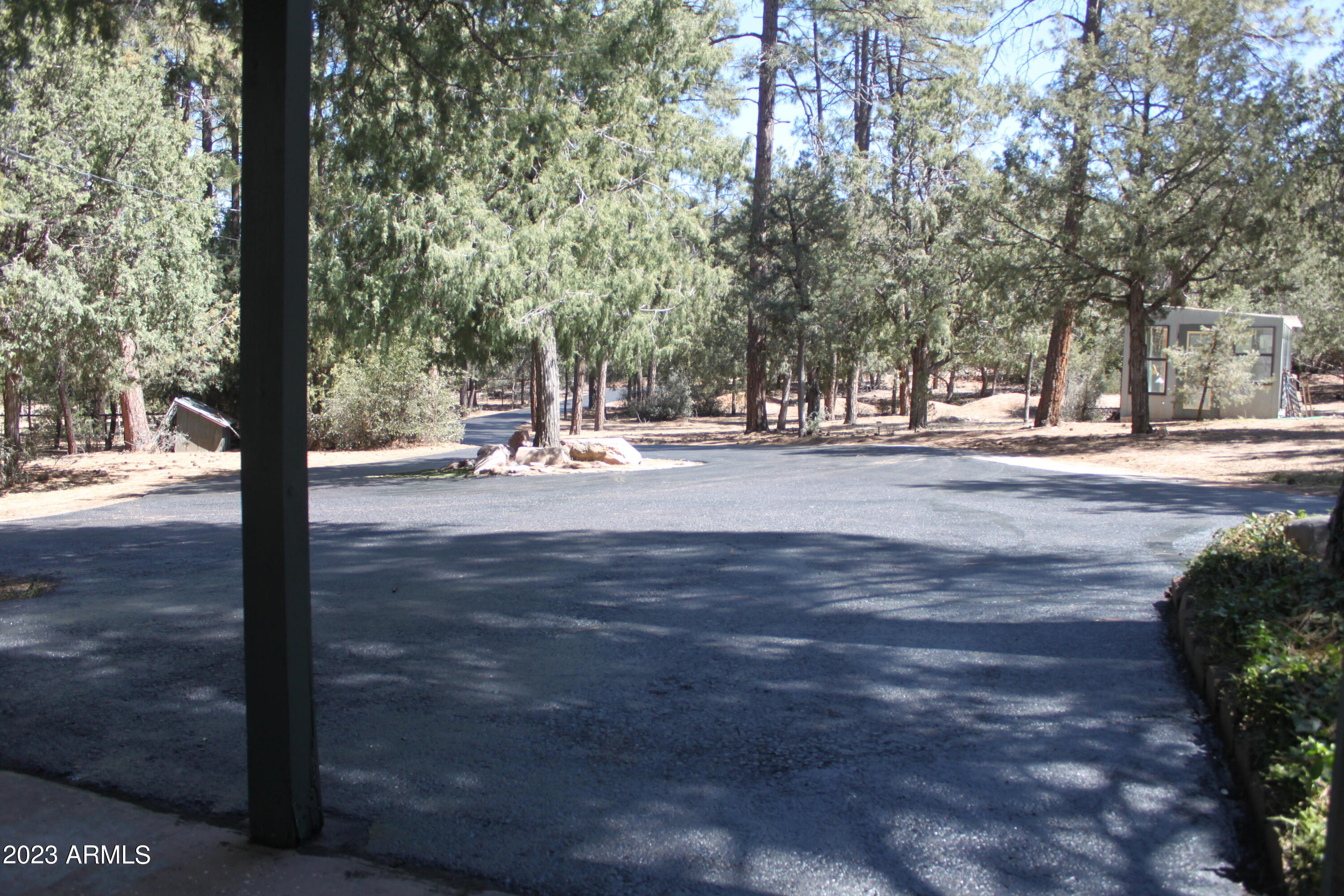 810 North Briarwood Road Payson, AZ 85541 - Photo 5 of 53 Front Porch looking towards Briarwood