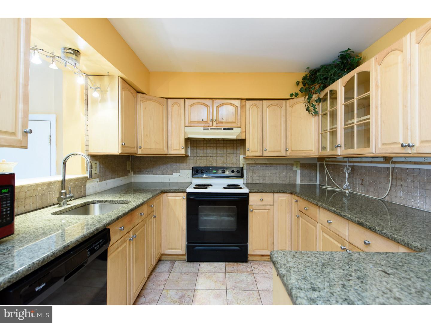 66 Markel Road Malvern, PA 19355 - Photo 4 of 12 Kitchen