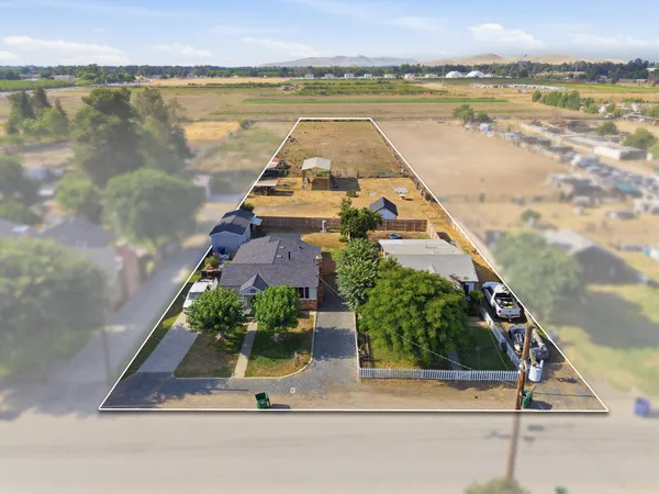 $599,999 | 16534 Ave 291, Visalia, CA 93292
