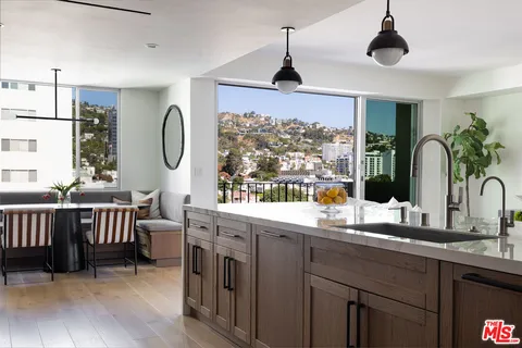 $1,950,000 | 818 North Doheny Drive, Unit 1001, West Hollywood, CA 90069