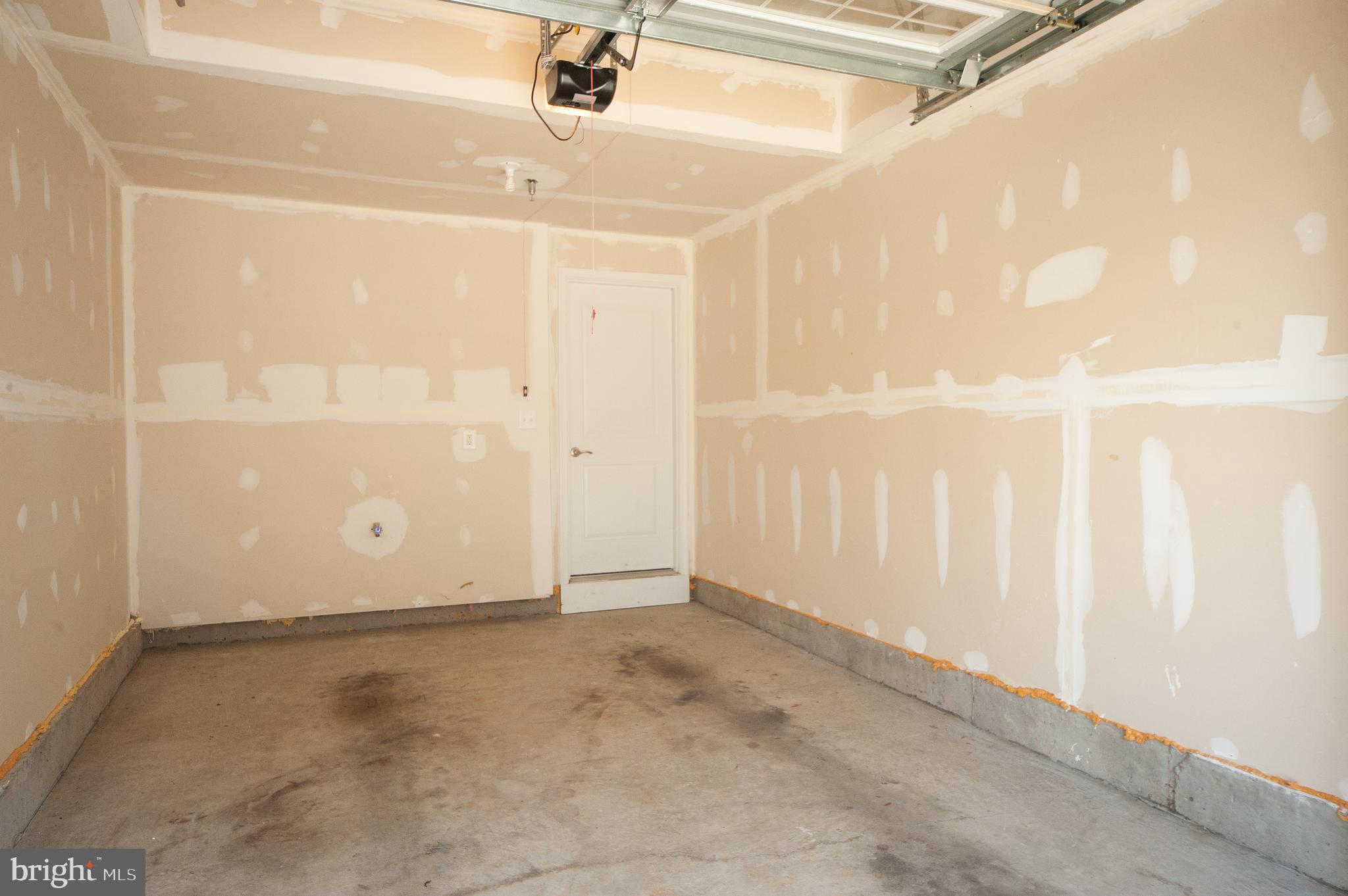 8005 Orchard Grove Road Odenton, MD 21113 - Photo 20 of 23 Garage