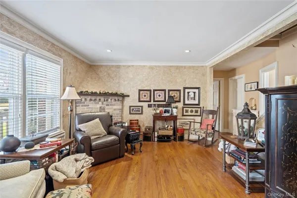 $850,000 | 126 Oakland Avenue, West Hempstead, NY 11552