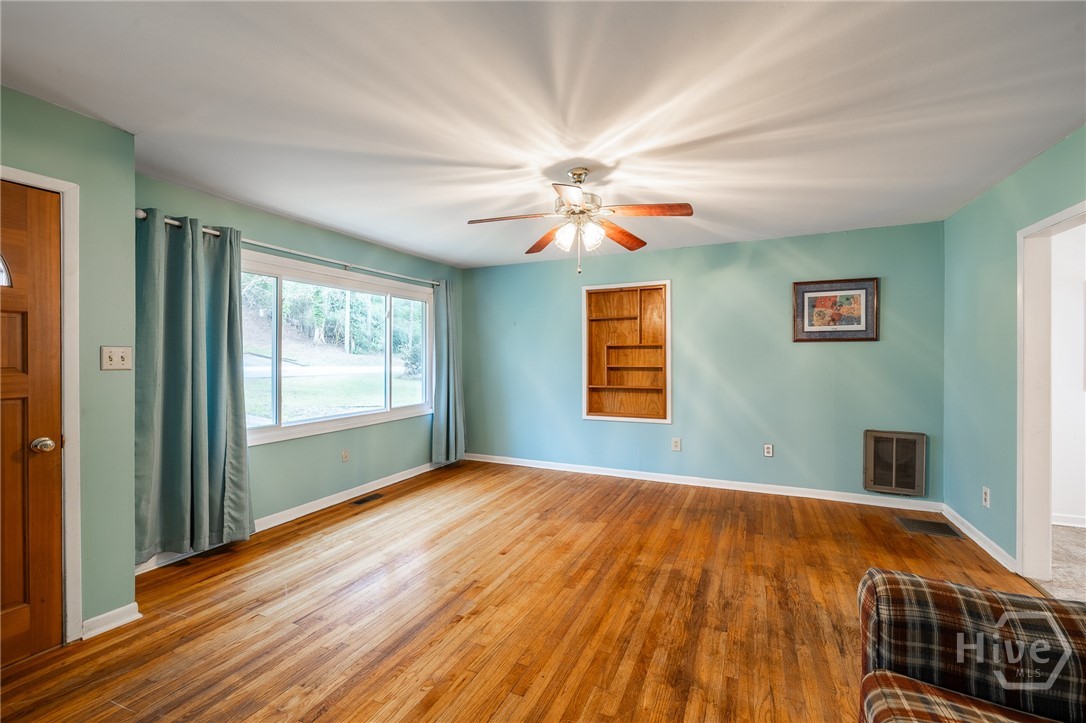 325 Edgewood Drive Athens, GA 30606 - Photo 13 of 42