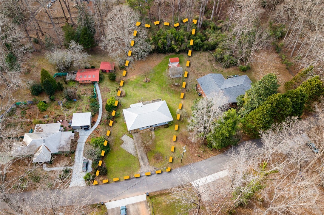 325 Edgewood Drive Athens, GA 30606 - Photo 3 of 42