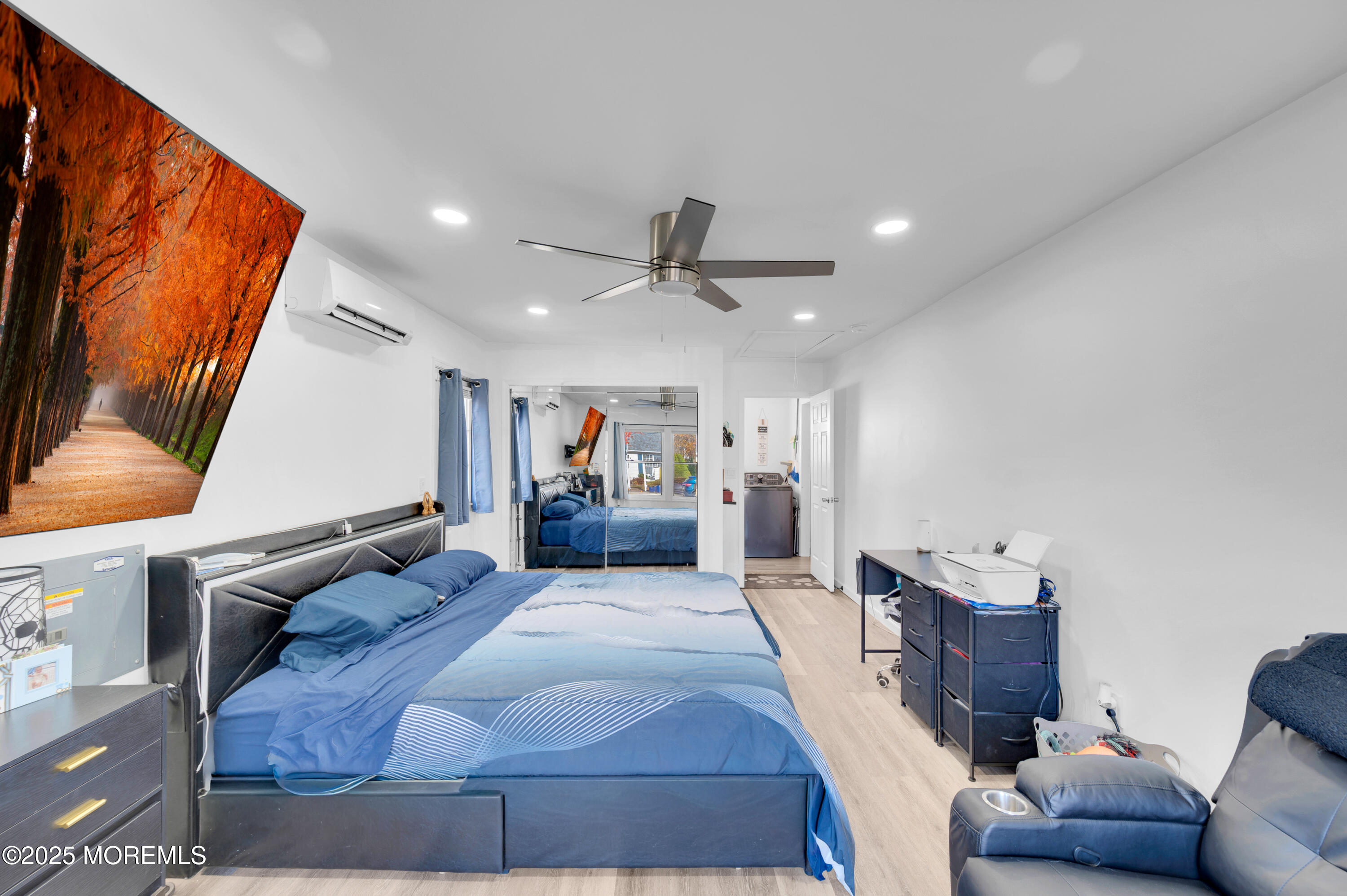 21 Shelli Terrace Barnegat, NJ 08005 - Photo 17 of 42 a bed room with furniture and a ceiling fan