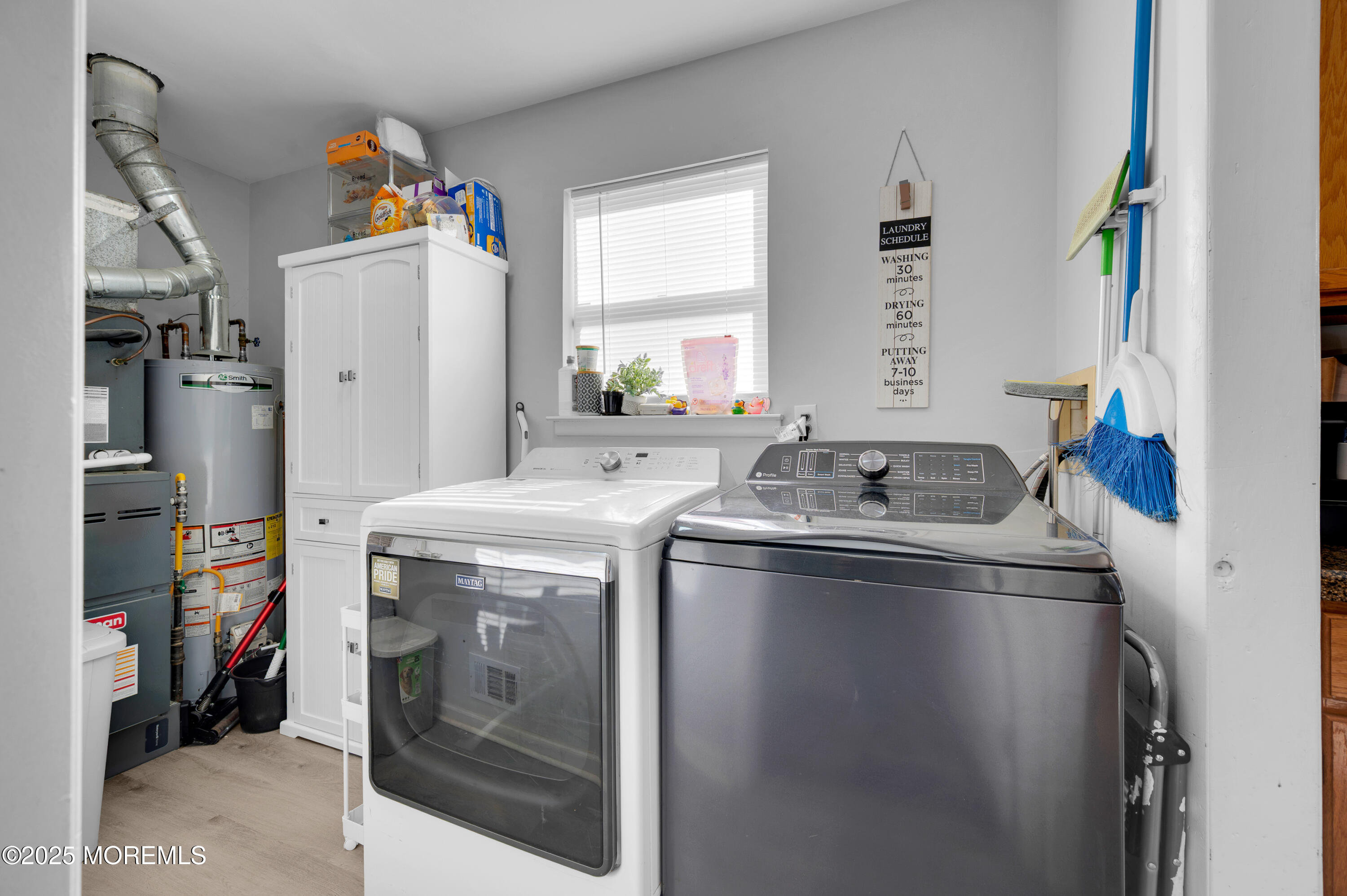 21 Shelli Terrace Barnegat, NJ 08005 - Photo 26 of 42 a utility room with dryer and washer
