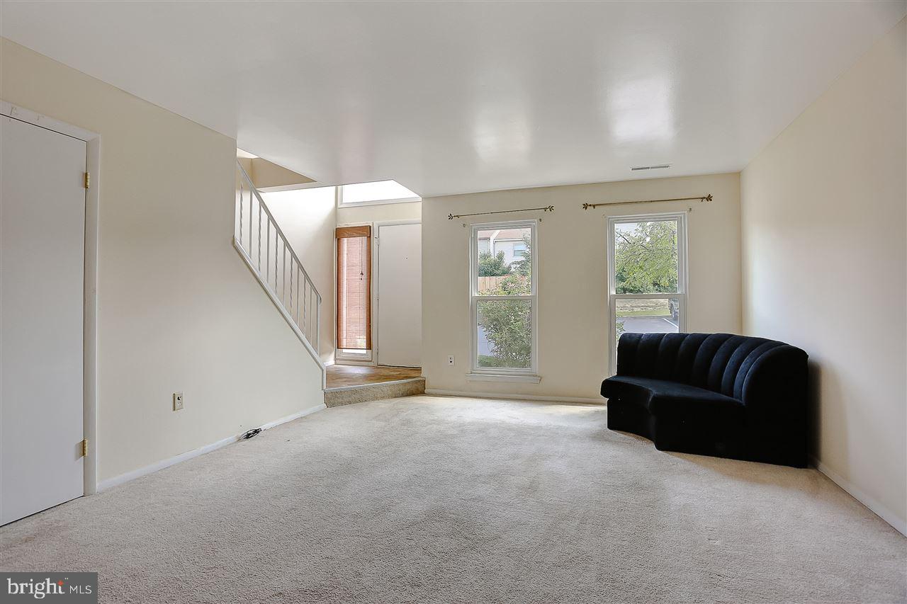 628 Lopax Road Harrisburg, PA 17112 - Photo 3 of 24 Gallery Image 3