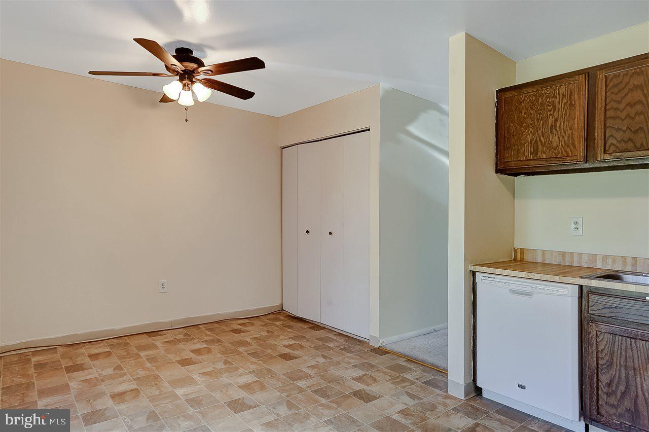 628 Lopax Road Harrisburg, PA 17112 - Photo 8 of 24 Gallery Image 8