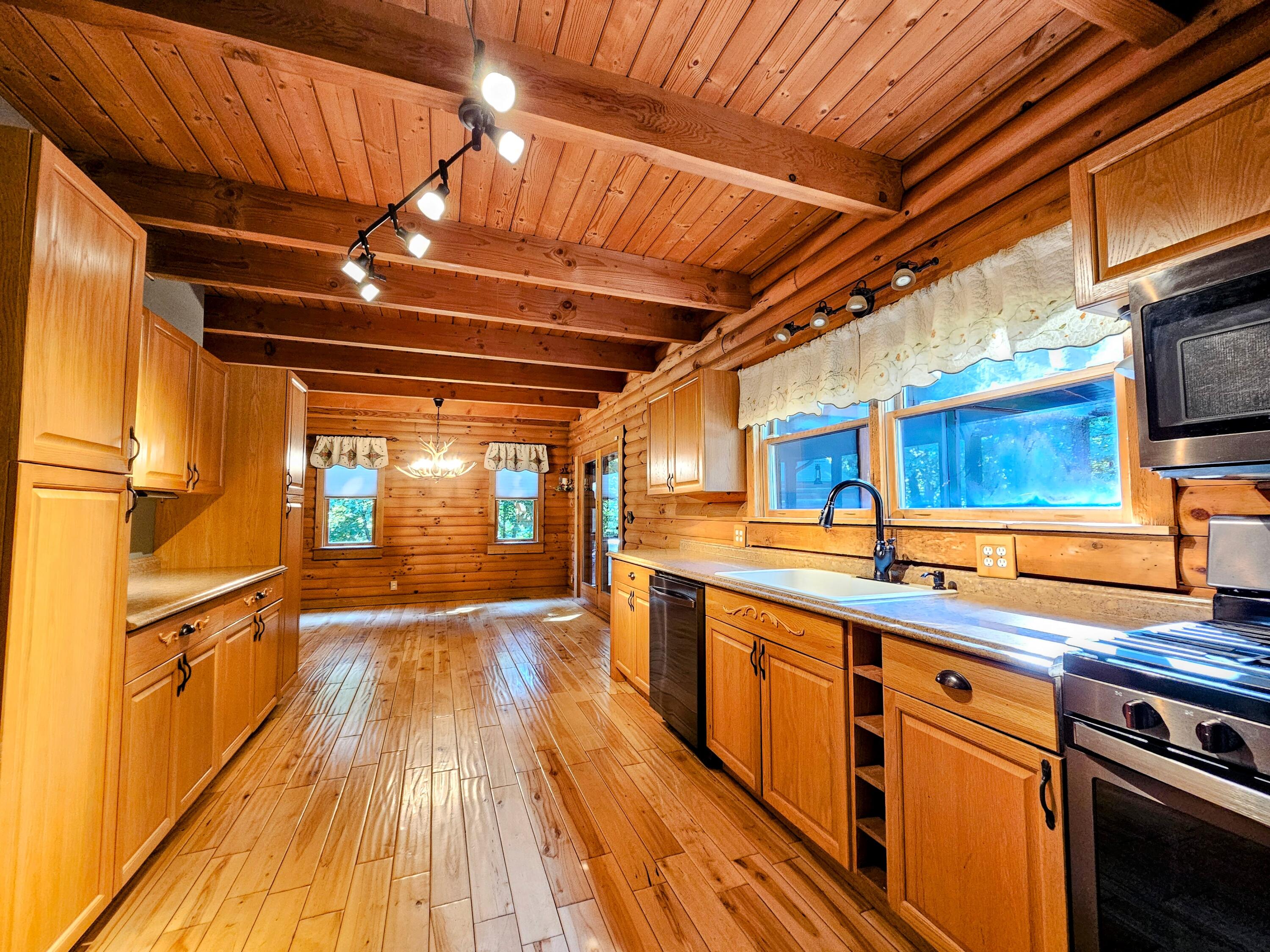 634 Zimmerman Road Blue Ridge, VA 24064 - Photo 21 of 55 20260622_094814-EDIT