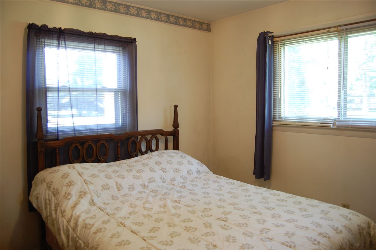 50111 Cedargrove Road Utica, MI 48317 - Photo 19 of 30 1st Bedroom