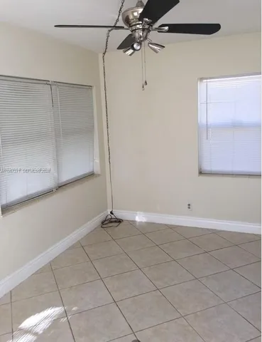 $3,000 | North Andrews Terrace, Oakland Park, FL 33334