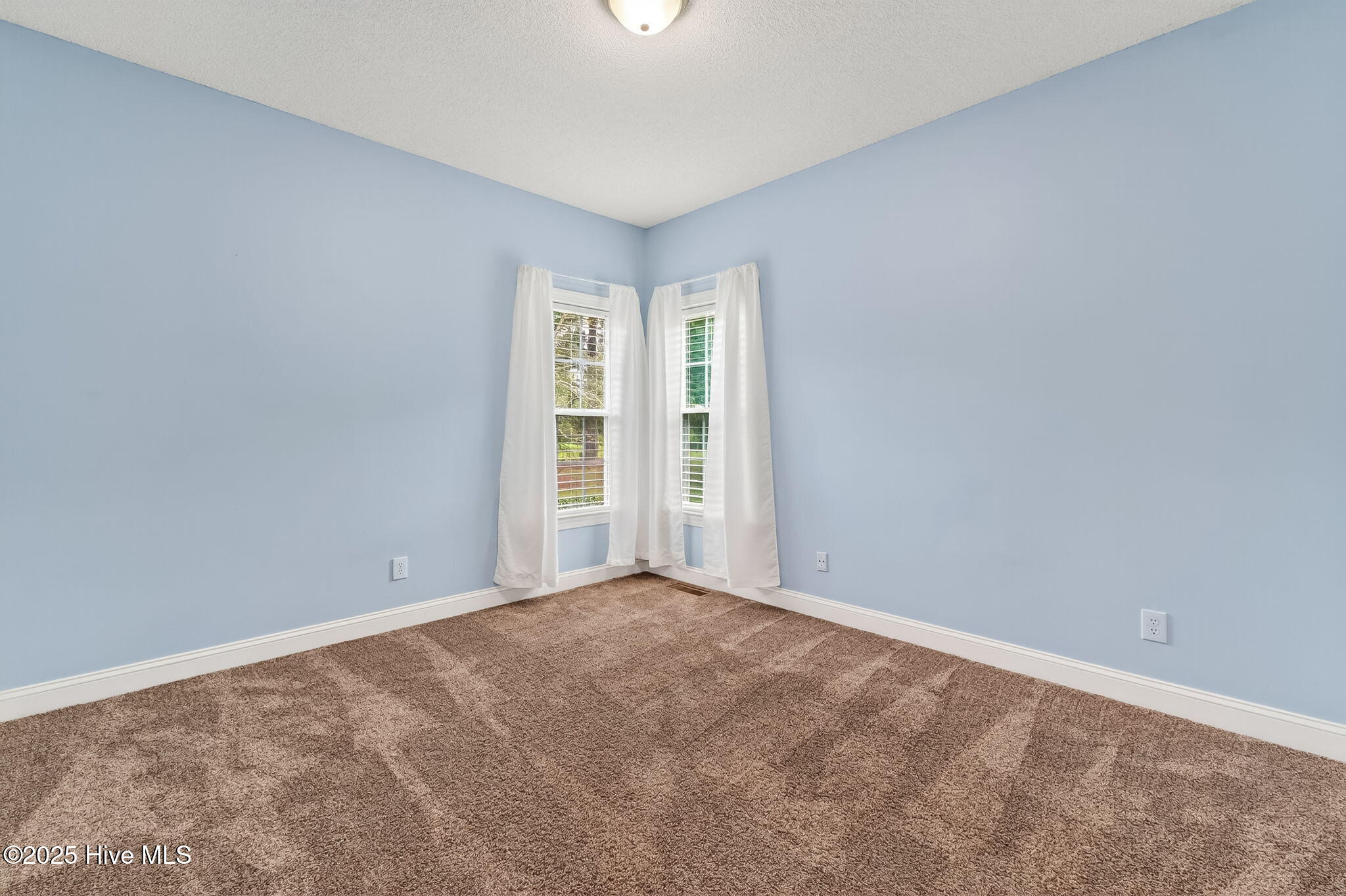 107 West Raintree Lane Goldsboro, NC 27534 - Photo 15 of 55 Bedroom 2