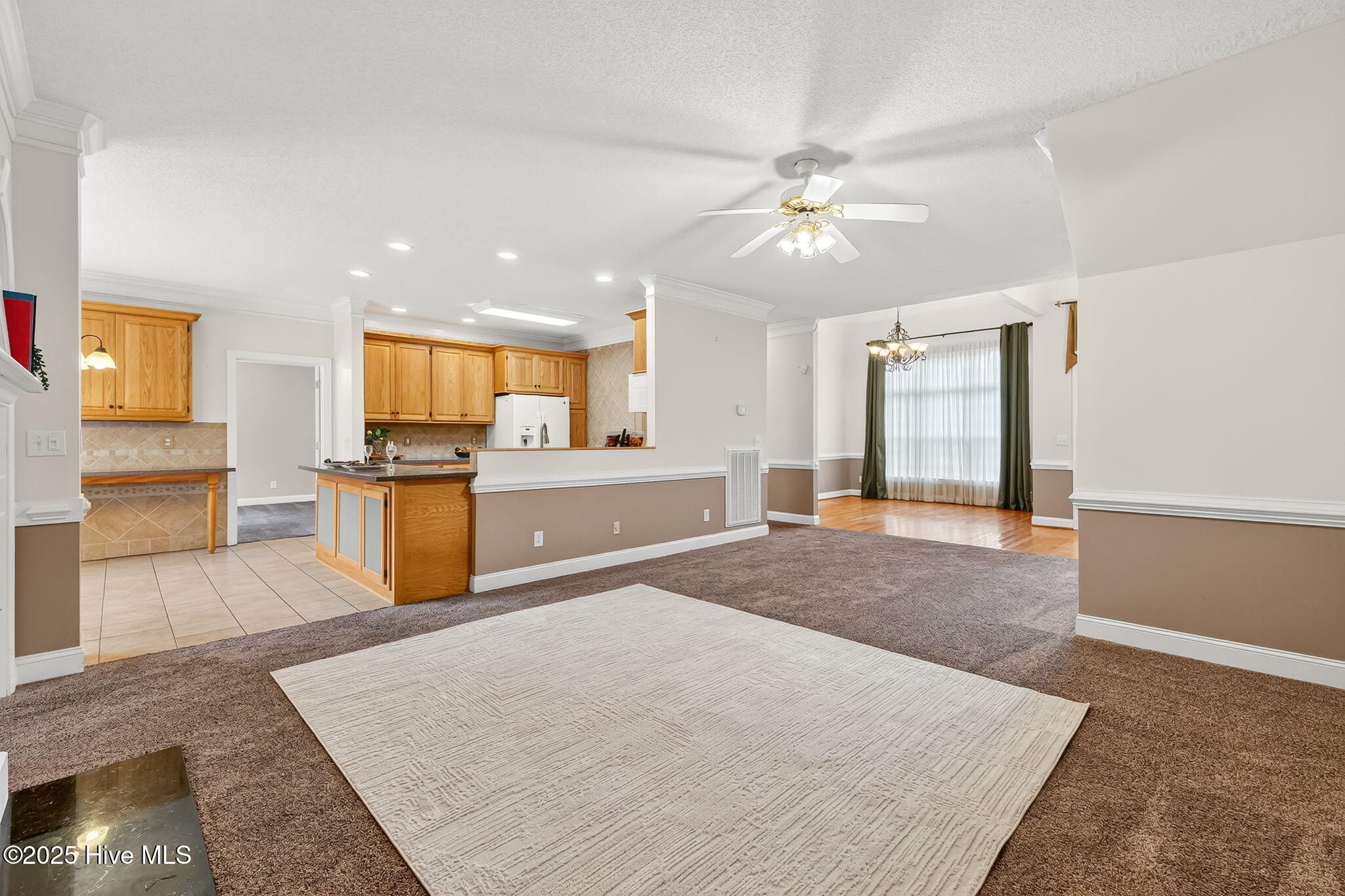 107 West Raintree Lane Goldsboro, NC 27534 - Photo 19 of 55 Family room