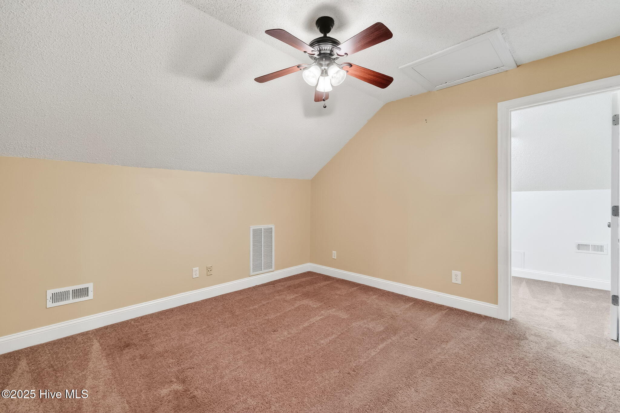107 West Raintree Lane Goldsboro, NC 27534 - Photo 45 of 55 Upstairs Bedroom