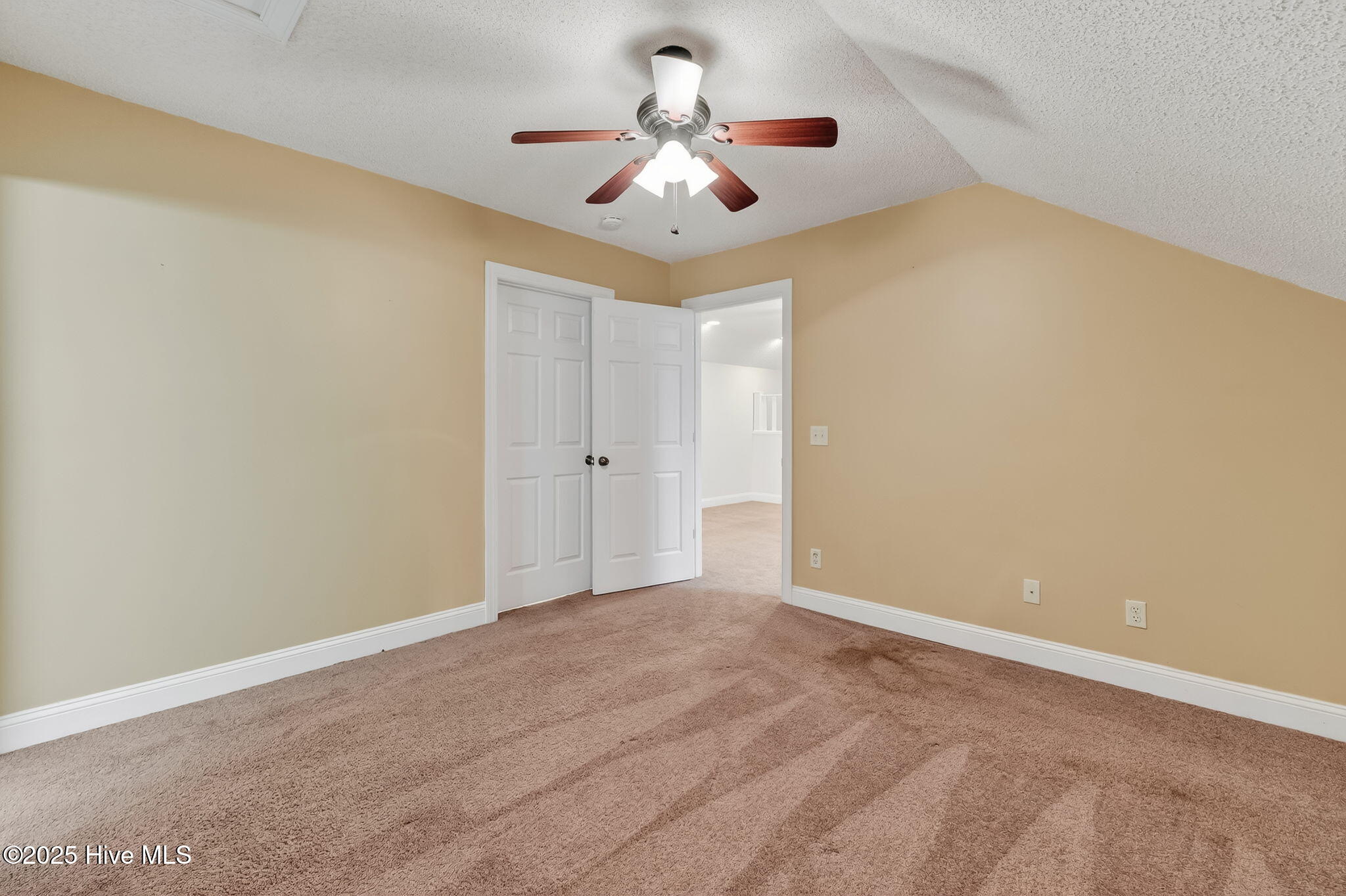 107 West Raintree Lane Goldsboro, NC 27534 - Photo 46 of 55 Upstairs Bedroom