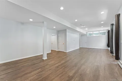 $1,600,000 | 2 Castle Hill Close, Dobbs Ferry, NY 10522