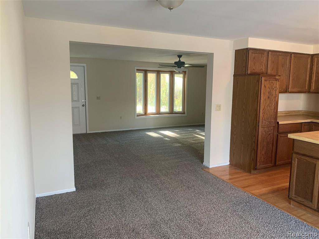 1963 Neuman Road Pinconning, MI 48650 - Photo 5 of 33