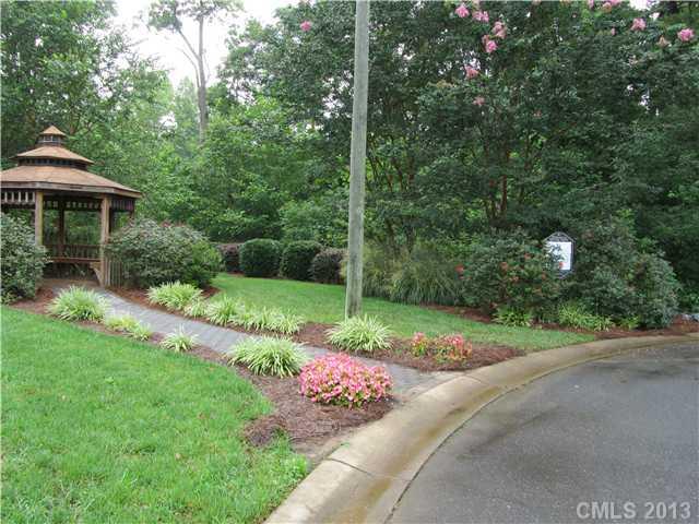 1408 River Run Road Lowell, NC 28098 - Photo 3 of 16 Gallery Image 3