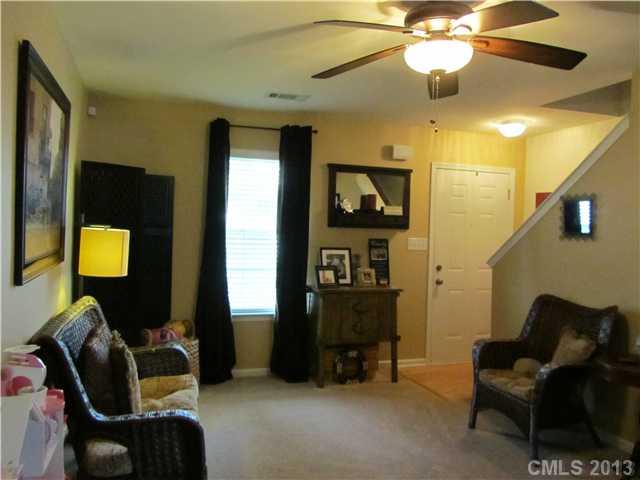 1408 River Run Road Lowell, NC 28098 - Photo 4 of 16 Gallery Image 4