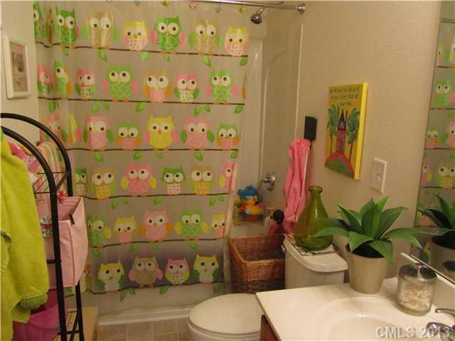 1408 River Run Road Lowell, NC 28098 - Photo 10 of 16 Gallery Image 10