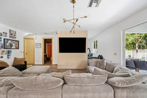 $1,299,000 | 10223 Boca Vista Drive, Boca Raton, FL 33498