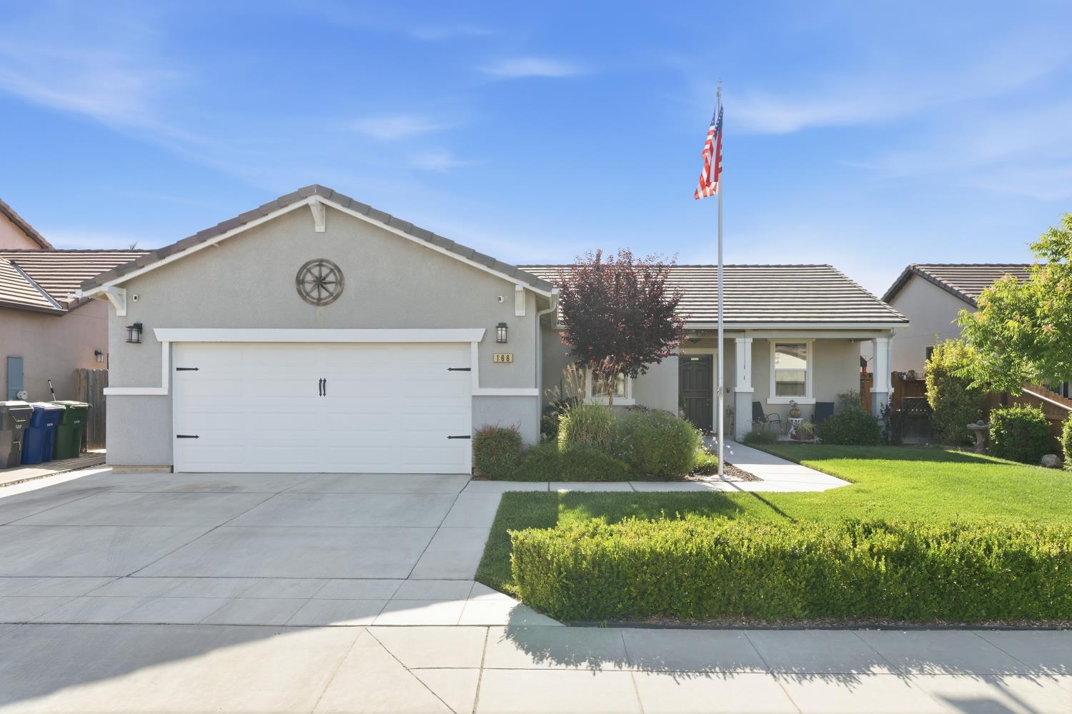 166 Rancho Santa Fe Drive Madera, CA 93638 - Photo 4 of 44