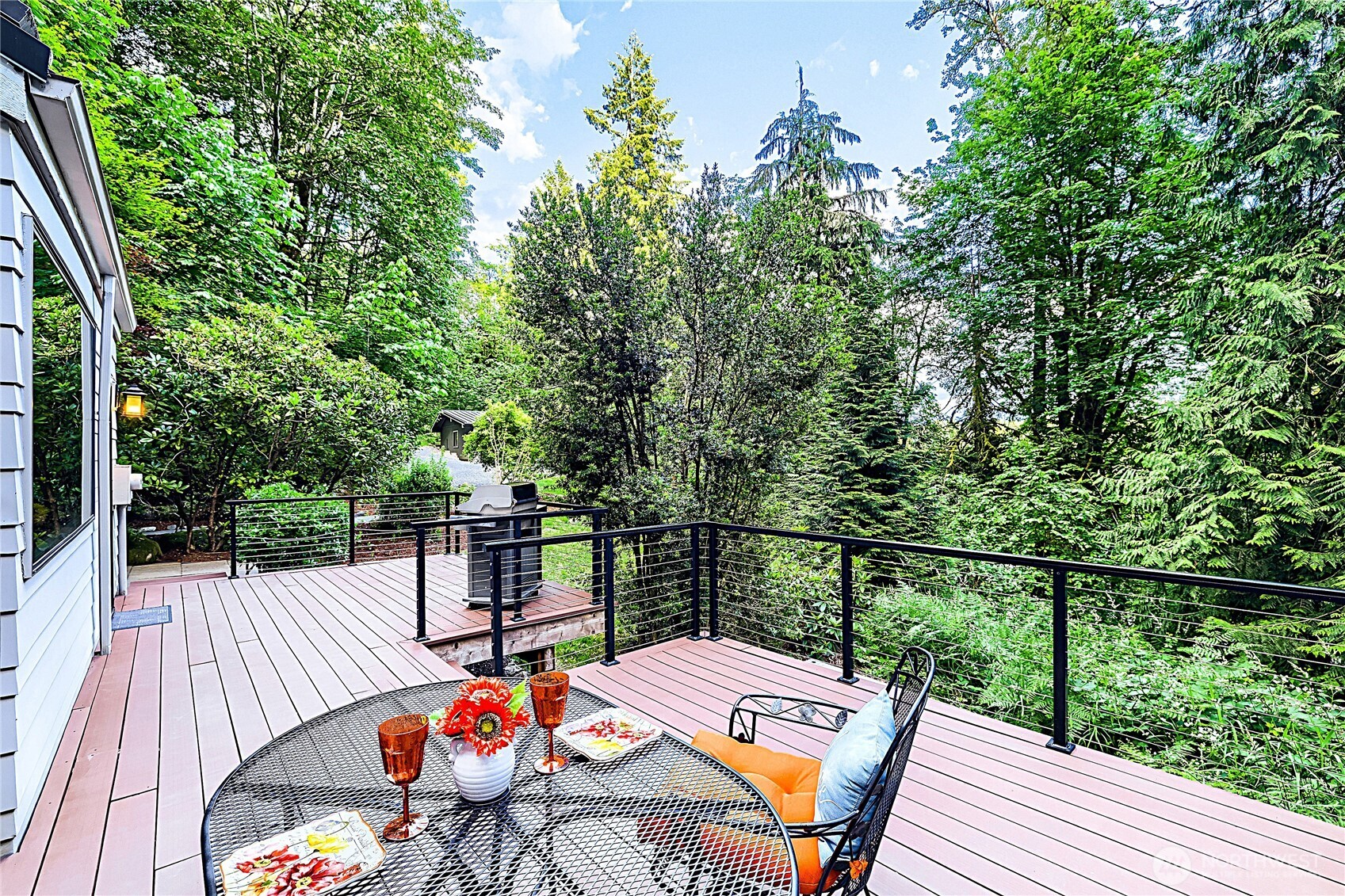 13020 Squak Mountain Road Southeast Issaquah, WA 98027 - Photo 35 of 40