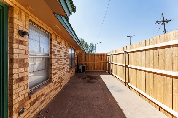 $750 | 5722 Brownfield Drive, Unit C, Lubbock, TX 79414