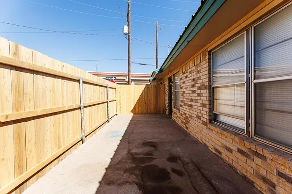 $750 | 5722 Brownfield Drive, Unit C, Lubbock, TX 79414