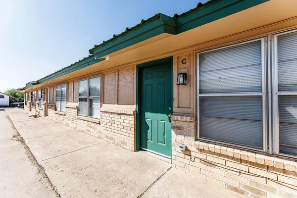 $750 | 5722 Brownfield Drive, Unit C, Lubbock, TX 79414