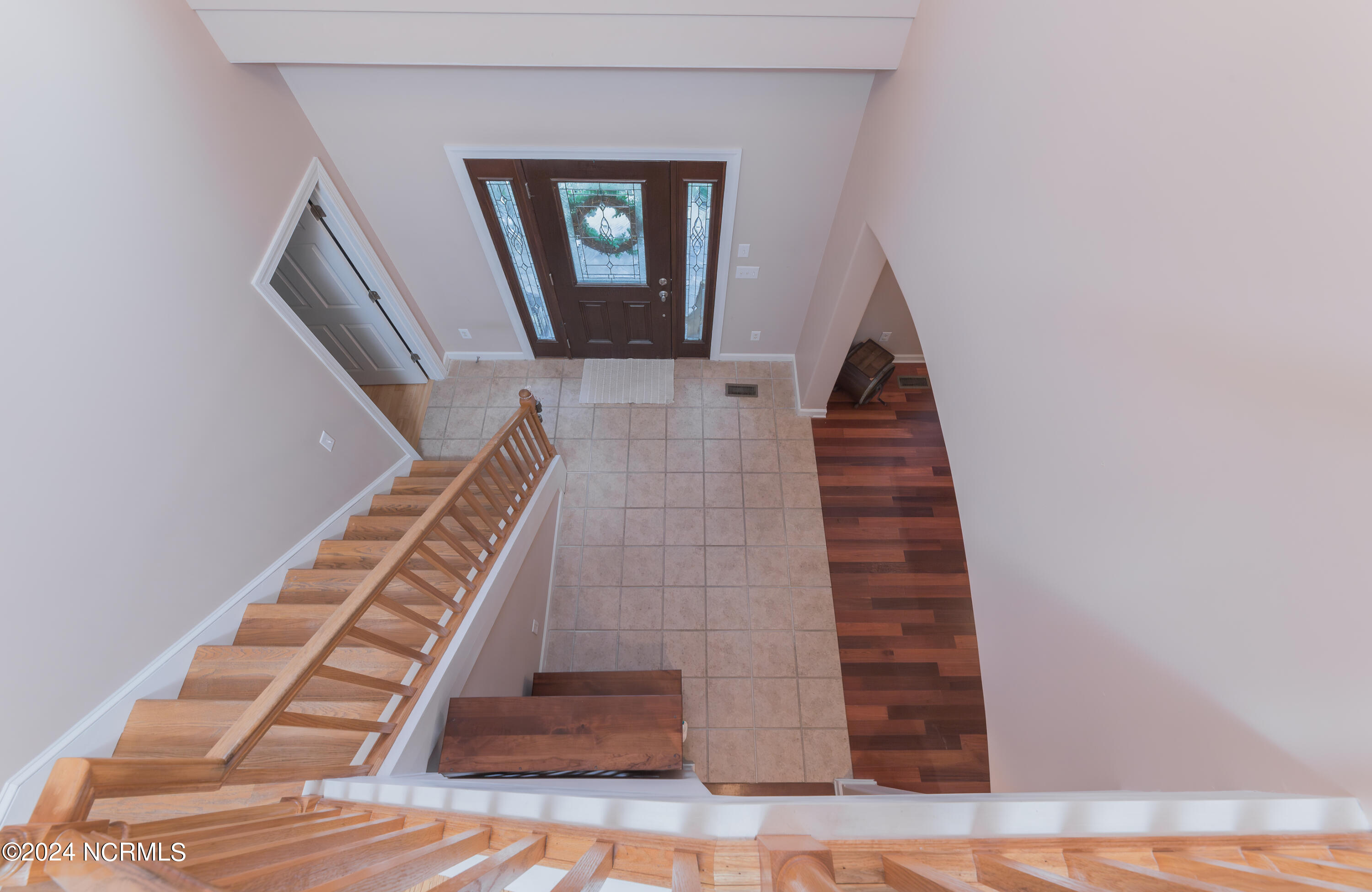 237 White Oak Bluff Road Stella, NC 28582 - Photo 52 of 110 Foyer