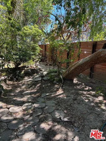 $6,700 | 688 Mildred Avenue, Venice, CA 90291