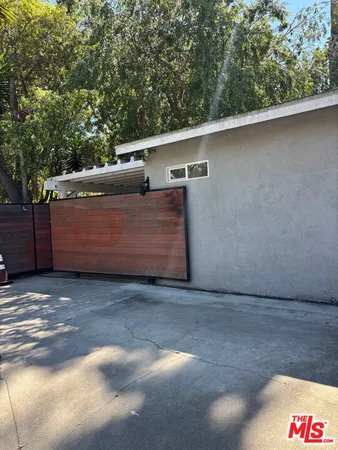 $6,700 | 688 Mildred Avenue, Venice, CA 90291
