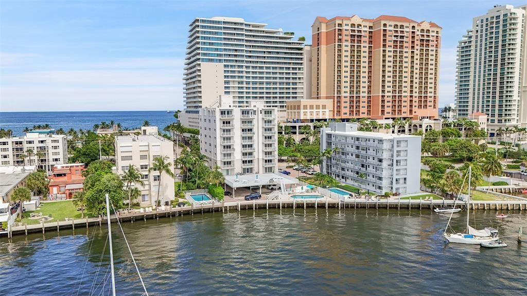 95 North Birch Road, Unit 301 Fort Lauderdale, FL 33304 - Photo 40 of 54 Photo 40