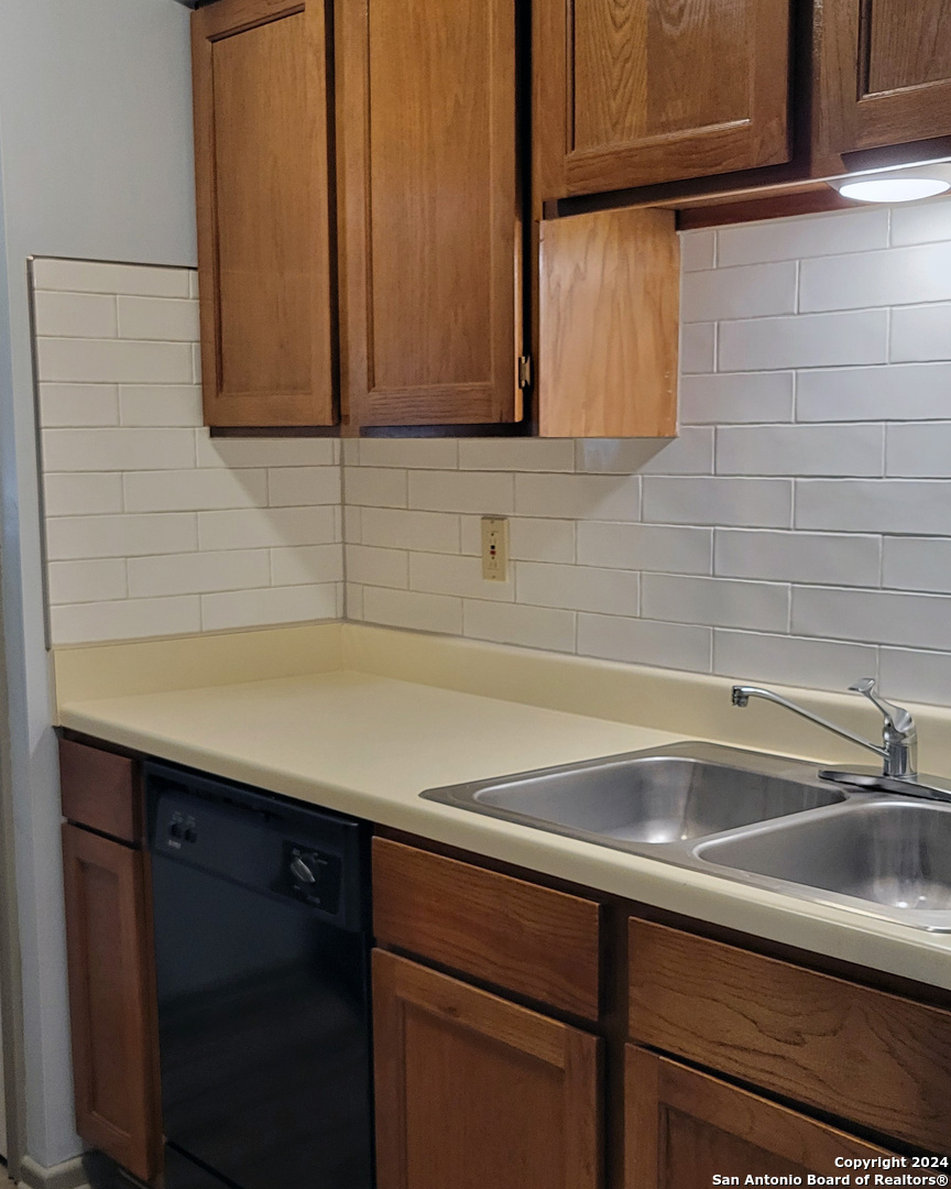 13018 Heimer Road, Unit 802 San Antonio, TX 78216 - Photo 4 of 14