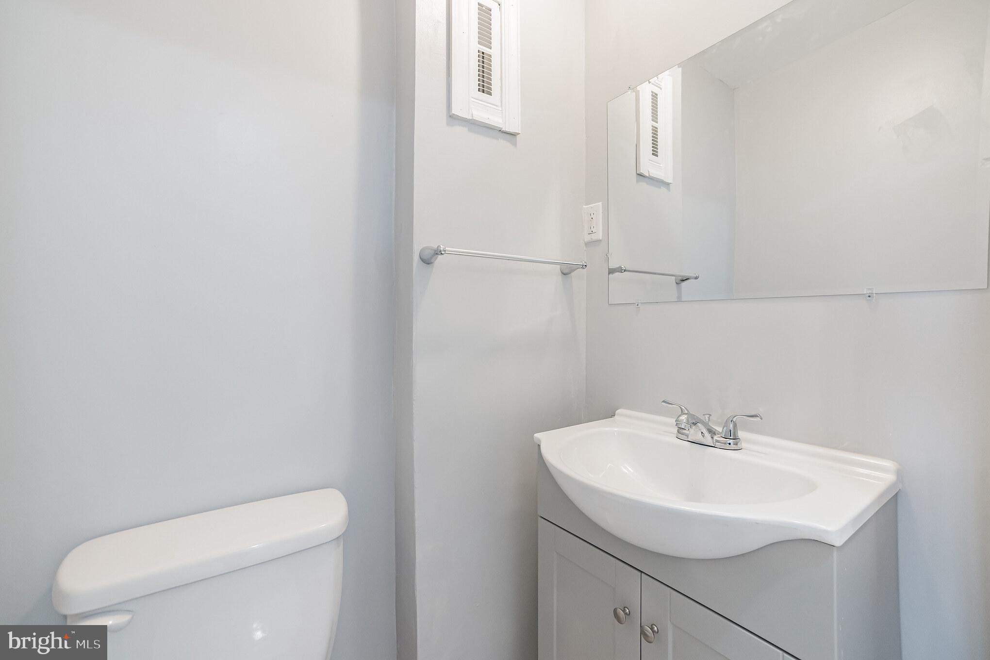 6353 Reedland Street Philadelphia, PA 19142 - Photo 7 of 30 Gallery Image 7