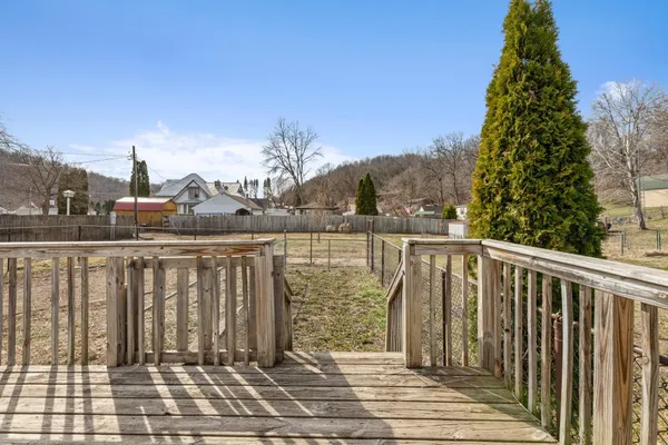 $169,900 | 53 1st Avenue North, Zumbro Falls, MN 55991