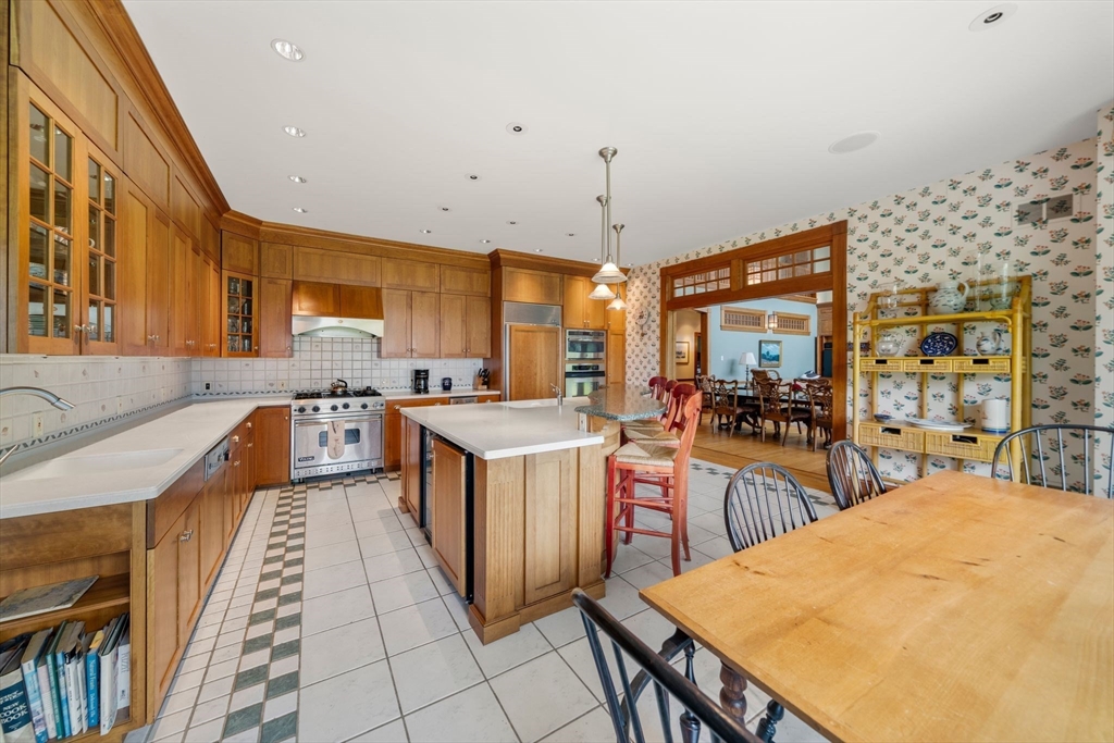 4 Sherburne Way Wareham, MA 02571 - Photo 7 of 42 Gallery Image 7