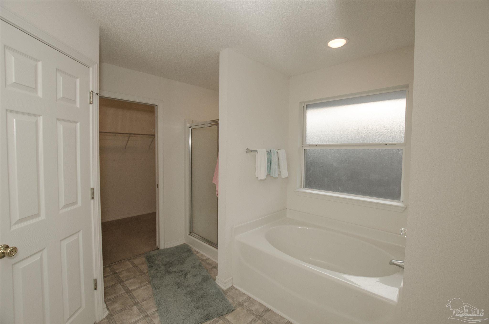 6968 Raburn Road Pensacola, FL 32526 - Photo 22 of 38 Gallery Image 22