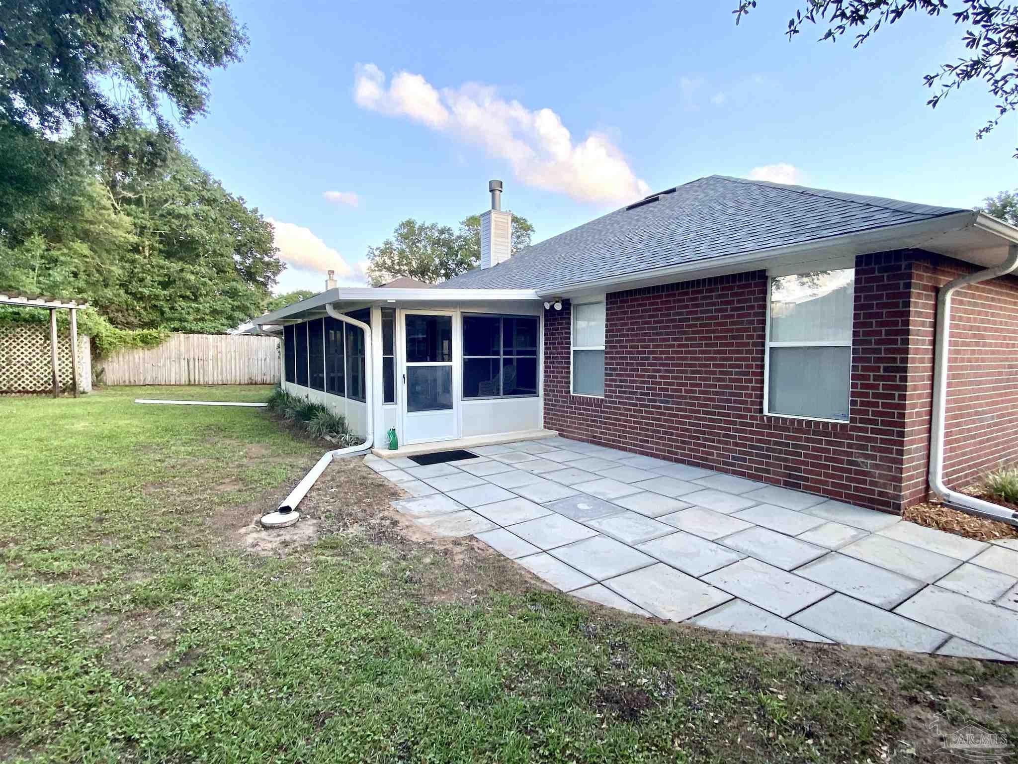 6968 Raburn Road Pensacola, FL 32526 - Photo 5 of 38 Gallery Image 5
