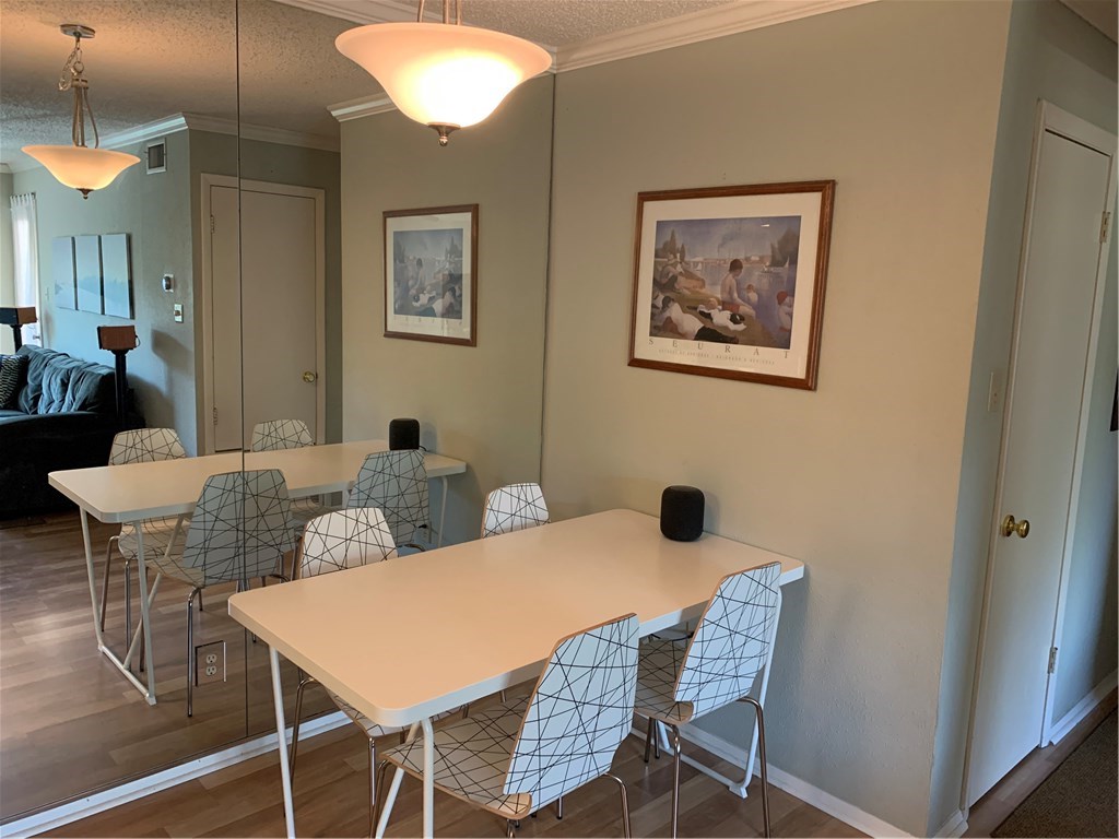 8210 Bent Tree Road, Unit 226 Austin, TX 78759 - Photo 7 of 15 Open living/dining